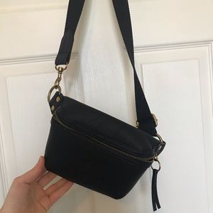 Black Universal Threads Belt Bag